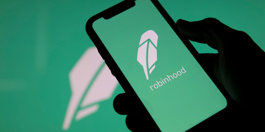 Gary Gensler Is Leaving the SEC, But Robinhood Exec Dan Gallagher Doesn't Want the Job