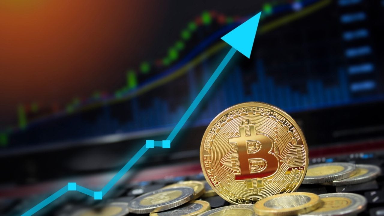 Bitcoin Set to Reach $160,000 in 2025, According to Matrixport Report