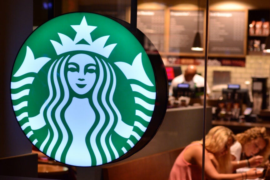 Brian Niccol-Led Starbucks Stares At Possible Strike In LA, Chicago, Seattle On Christmas Eve Amid Holiday Rush - Starbucks (NASDAQ:SBUX)