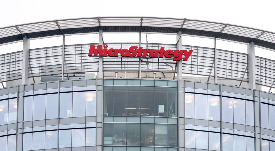 MicroStrategy's Nasdaq Debut Could Trigger $2.1 Billion ETF Buying Spree