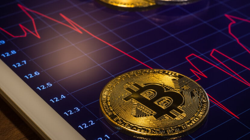 Bitcoin Slides as Macro Uncertainty and AI Weakness Fuel Risk-Off Sentiment