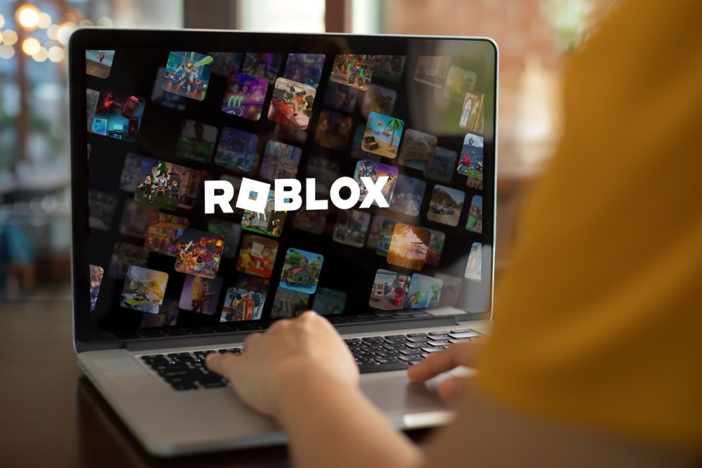 Roblox posts middling Q4 earnings; share prices drop over 20%