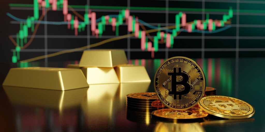 Gold Just Set a New All-Time High While Bitcoin Is Falling: What's Going On?