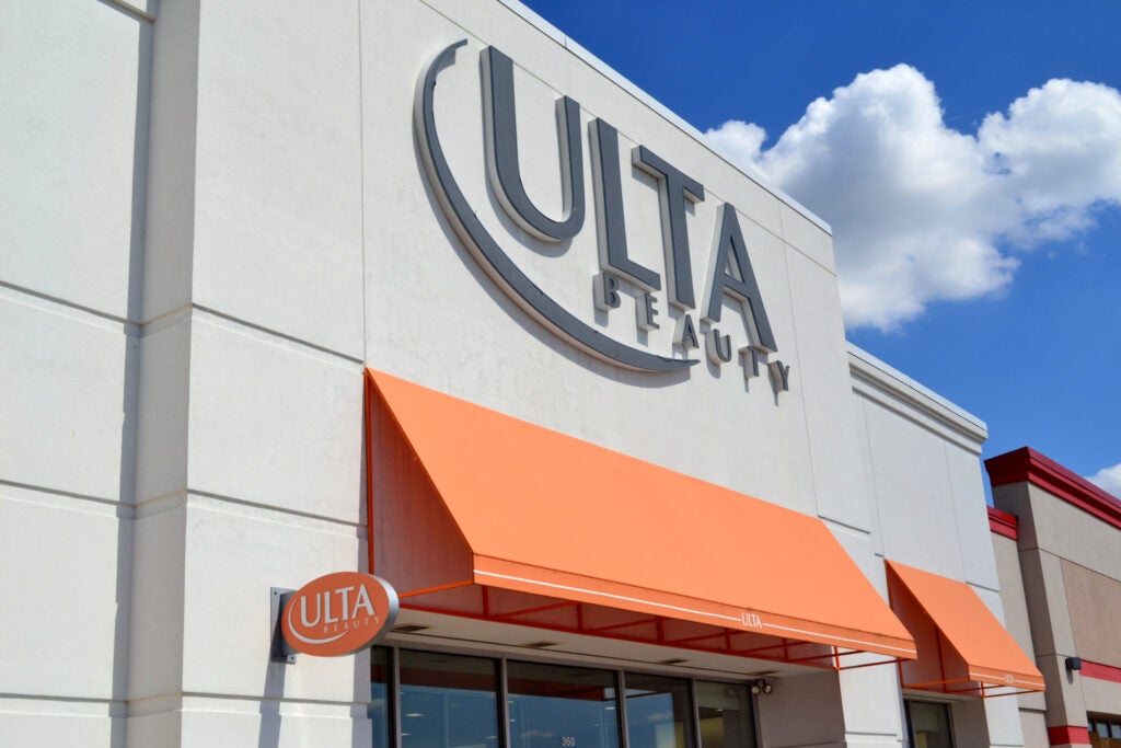 Ulta Beauty Analysts Slash Their Forecasts After Q4 Results - Ulta Beauty (NASDAQ:ULTA)