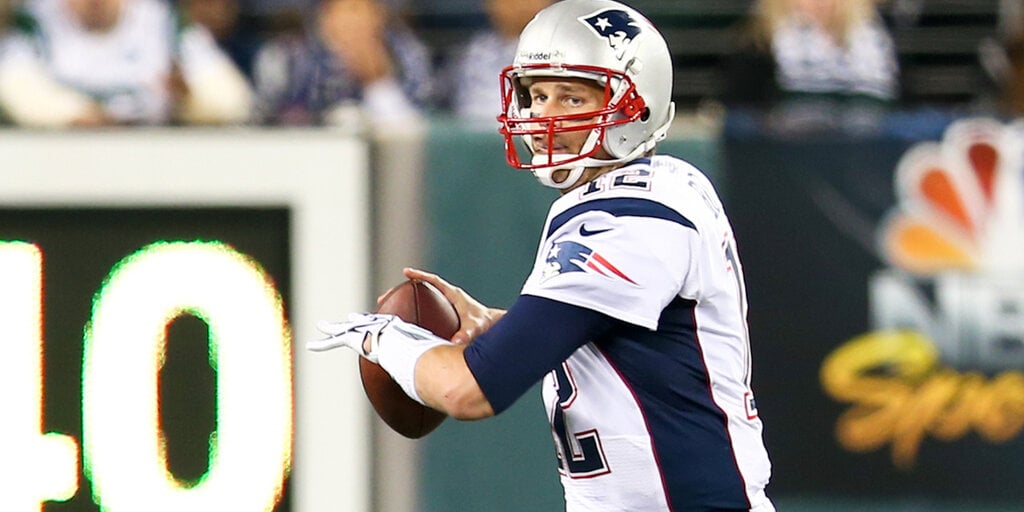 Ex-NFL Star Tom Brady Returns to Crypto With Investment in AI Startup
