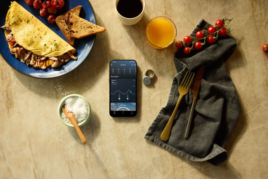 Ōura adds AI-driven meal and glucose tracking features with Stelo by Dexcom