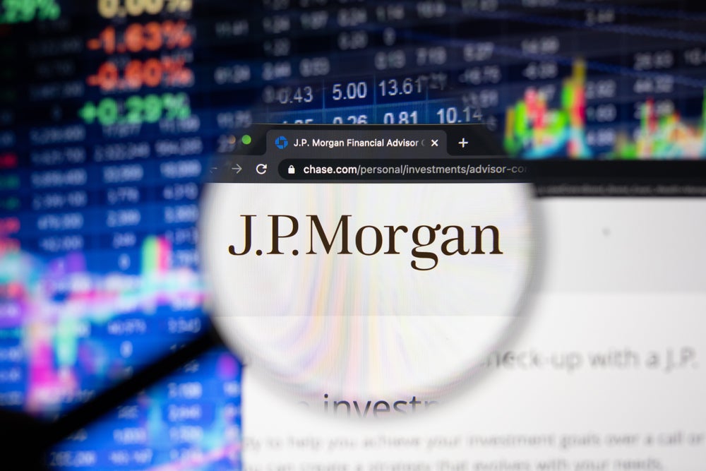 JP Morgan Forecasts S&P 500 To Hit Record Highs Amid Market Volatility, Says US Markets Climbing 'Wall of Worry' - JPMorgan Chase (NYSE:JPM)